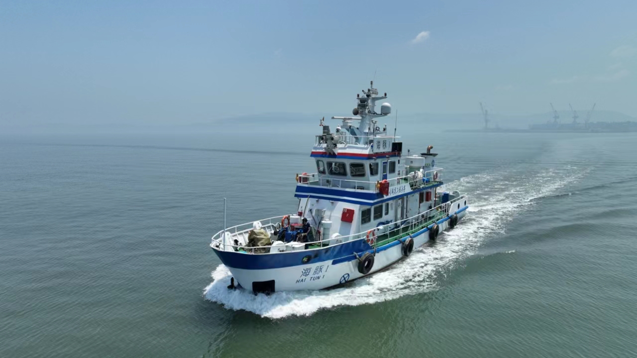 ”海豚1“首航。校方供图