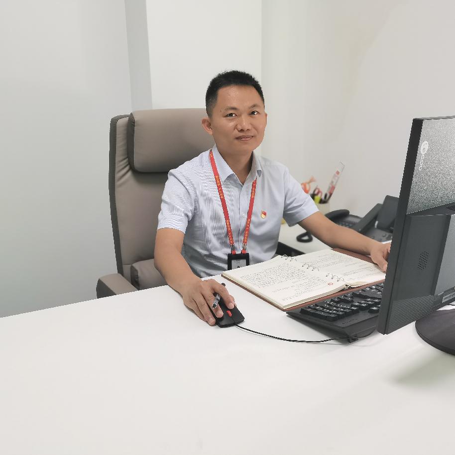 文建学工作照