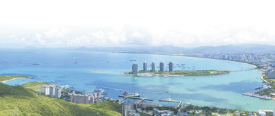 　凤凰岛二期工程拆除后的海南三亚湾。 　　陈聪聪摄