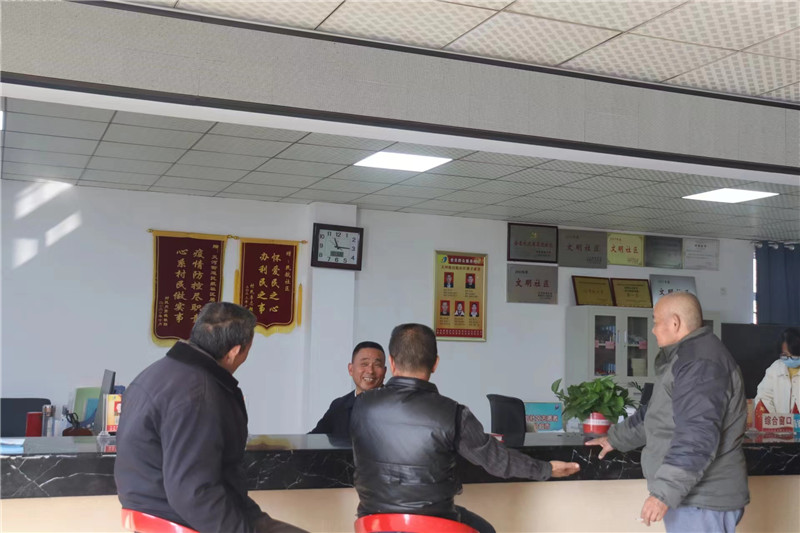 社区居民在商讨