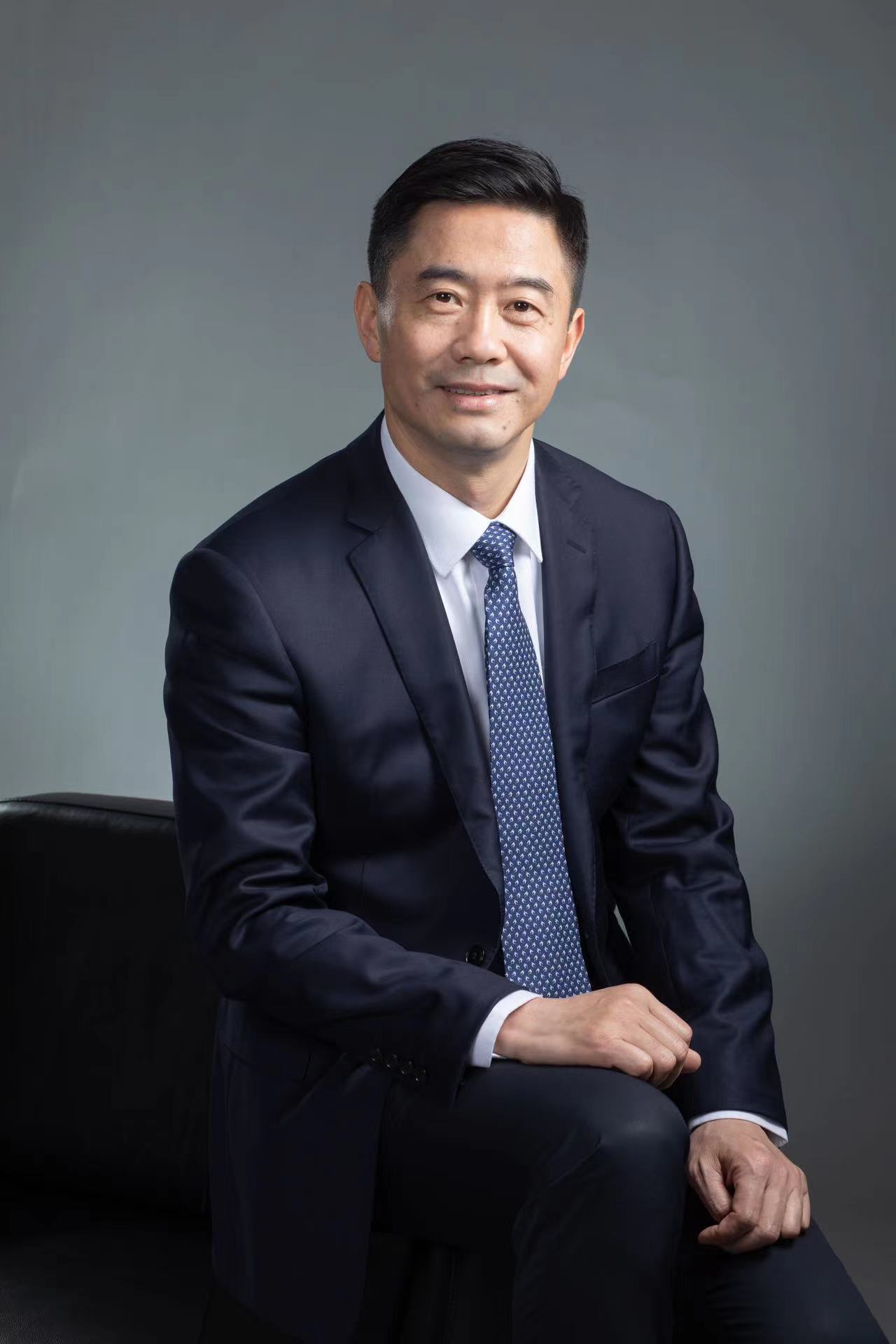 上海农商银行行长 顾建忠