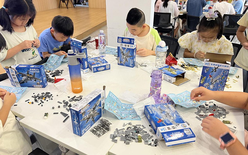 “红街筑梦·新芽成长”青少年暑期实践活动现场