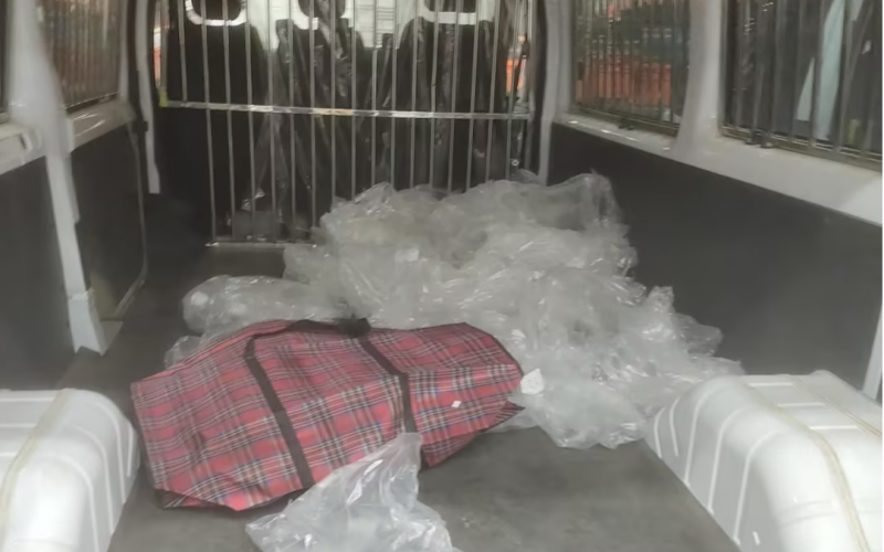 车组人员回收的PE膜。