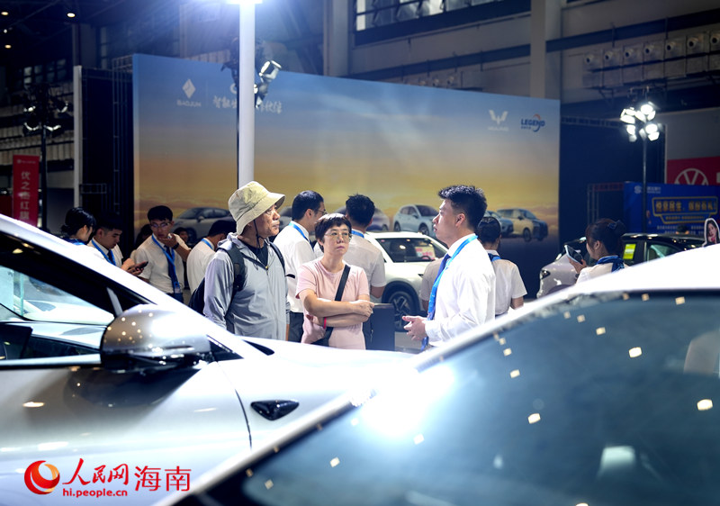 2025海南国际车展暨智能新能源汽车展。人民网记者 符武平摄 (17)